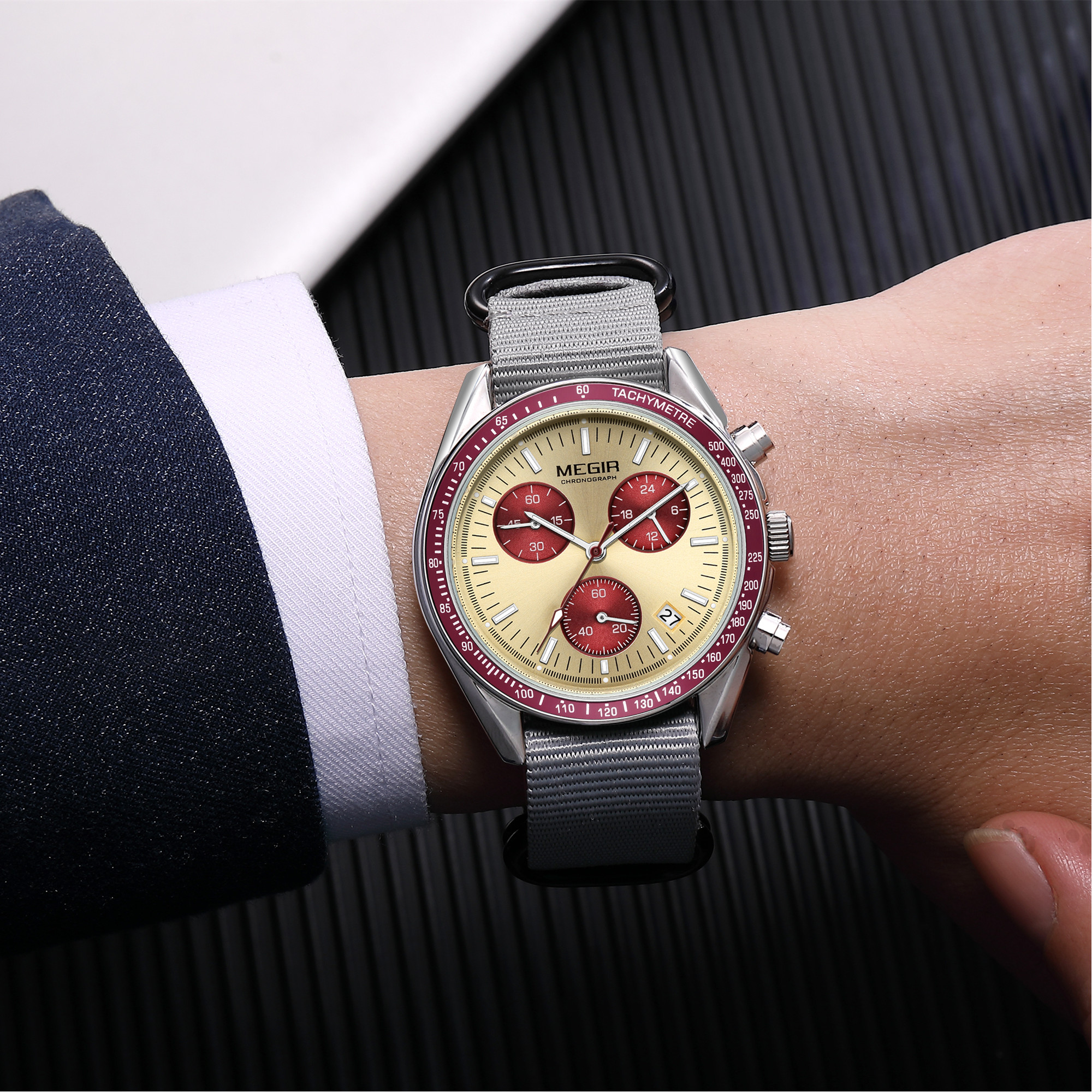 MEGIR Chronograph Canvas Strap - Canvas Strap Watch 리뷰 및 가격